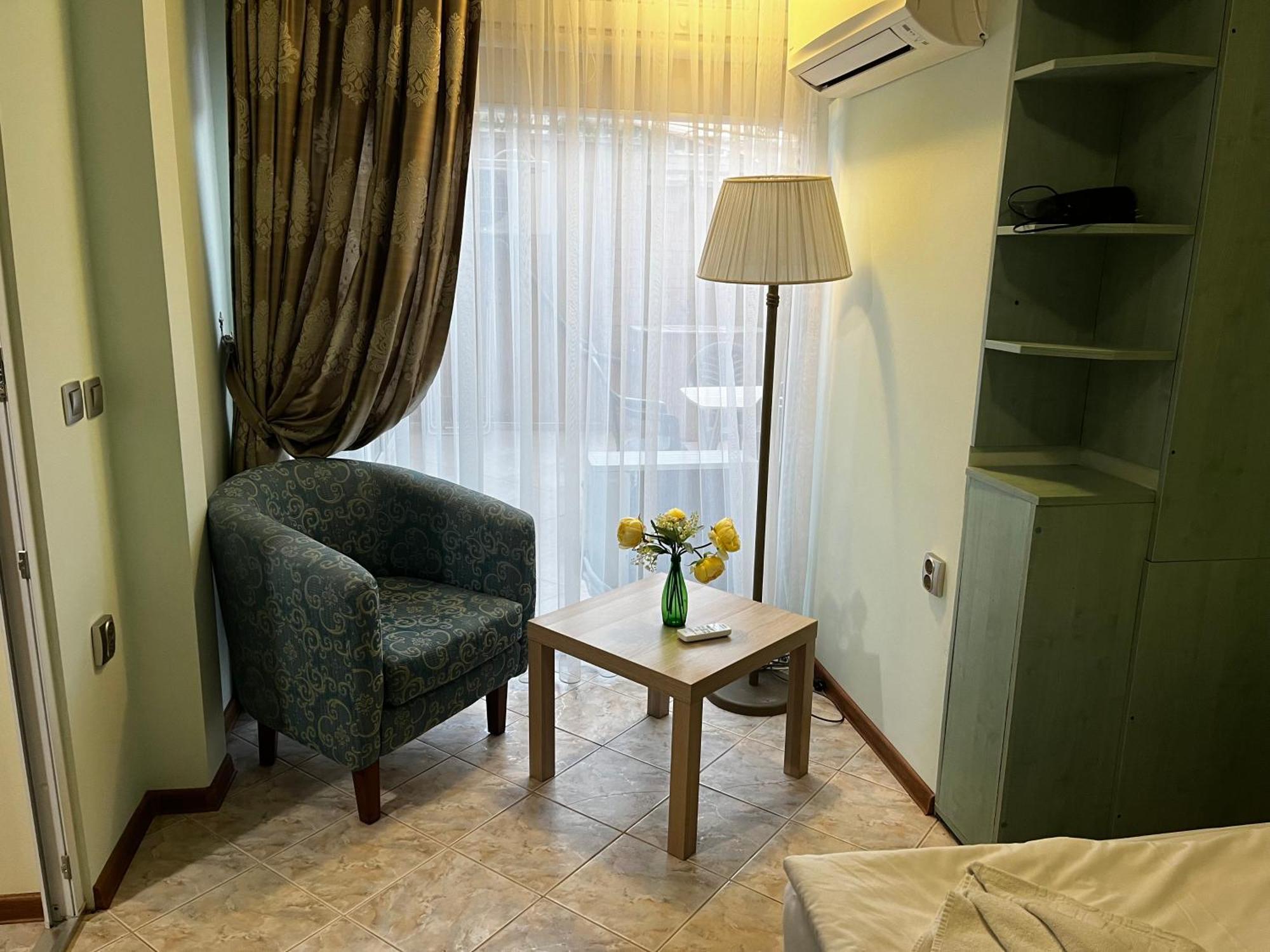 Green Central Apartment Varna Buitenkant foto